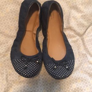 VGUC faux suede ballet flats